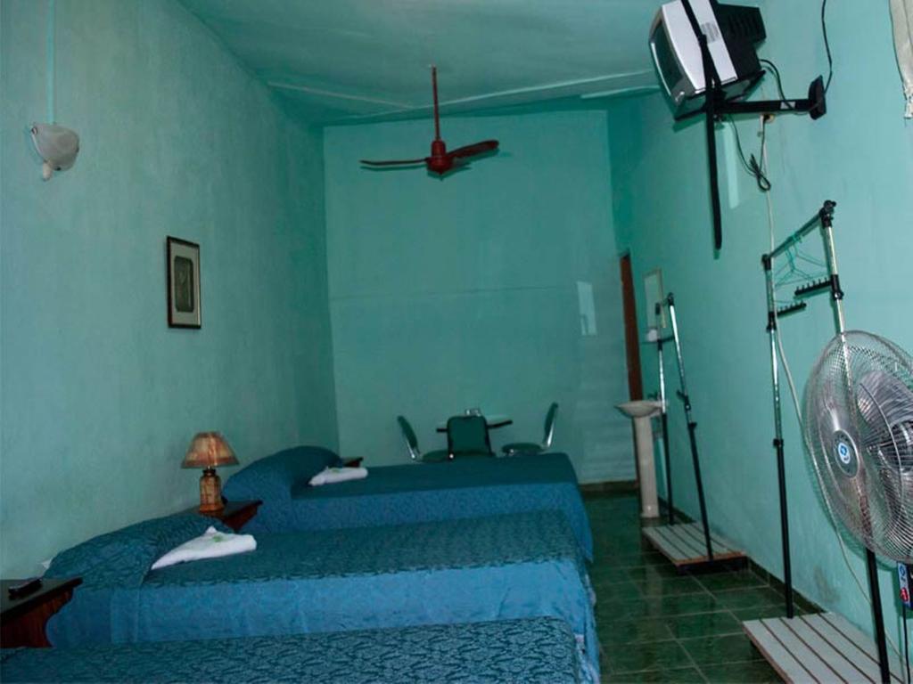 Hotel Jackie'S House Puntarenas Bilik gambar