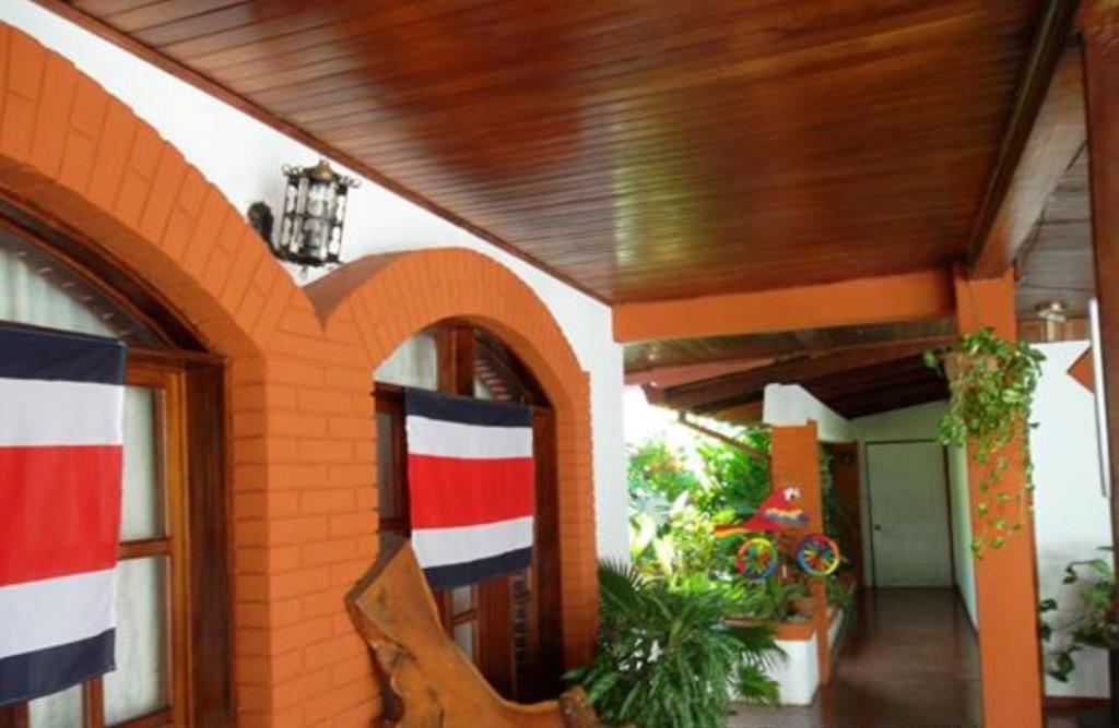 Hotel Jackie'S House Puntarenas Luaran gambar